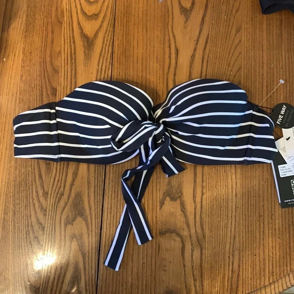 NWT Coco Reef Serenity Stripe Underwire Bikini Top Bra Size 36/38C‎